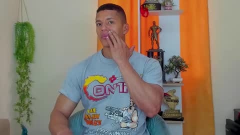 Snapshot of kale_tomson chatting on 01.31.25 kale thomson online show from 01.31.25