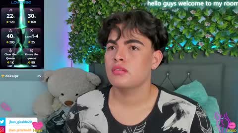 Snapshot of kami_22 chatting on 01.25.25 camilo independent model online show from 01.25.25