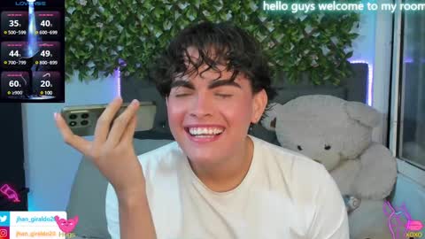 Snapshot of kami_22 chatting on 02.22.25 camilo independent model online show from 02.22.25