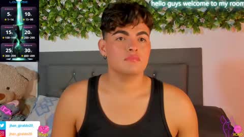 Snapshot of kami_22 chatting on 10.05.25 camilo independent model online show from 10.05.25