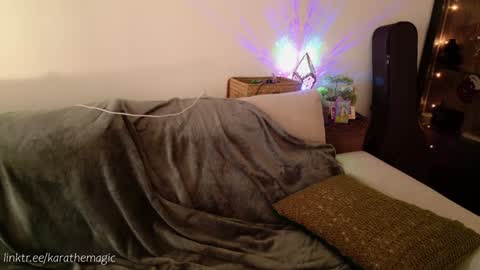 Snapshot of karathemagic chatting on 02.05.25 I am here around 5am GMT karathemagic online show from 02.05.25