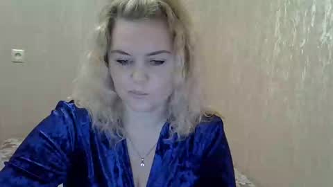 karennelsonx online show from 01.10.25