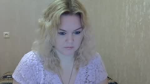 karennelsonx online show from 02.13.25