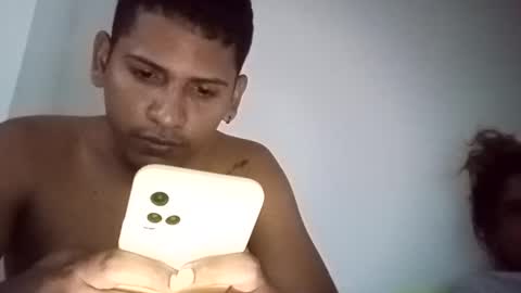 Snapshot of kariina_candy chatting on 02.12.25 kariina candy and fox online show from 02.12.25