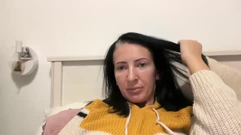 Snapshot of karinablair chatting on 12.19.24 Karina online show from 12.19.24