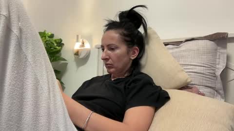 Snapshot of karinablair chatting on 12.23.24 Karina online show from 12.23.24