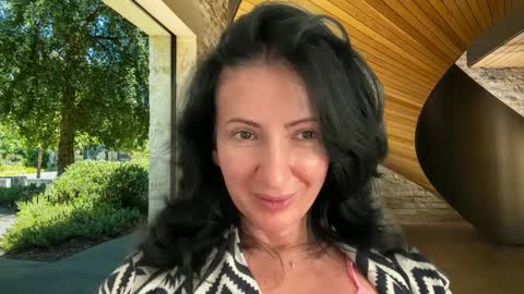 Snapshot of karinablair chatting on 02.21.25 Karina online show from 02.21.25