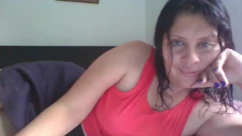 Snapshot of karol_gill chatting on 02.11.25 Karol online show from 02.11.25