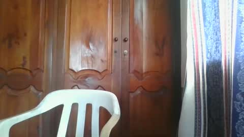 Snapshot of karol_gill chatting on 02.21.25 Karol online show from 02.21.25