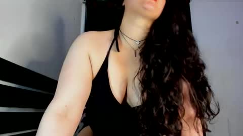 Snapshot of karol_hot_sex chatting on 01.14.25 Karol online show from 01.14.25