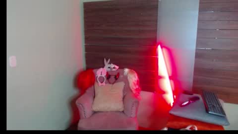 Snapshot of karol_yesenia chatting on 09.22.25 karol_yesenia online show from 09.22.25