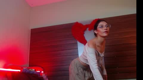 Snapshot of karol_yesenia chatting on 10.14.25 karol_yesenia online show from 10.14.25