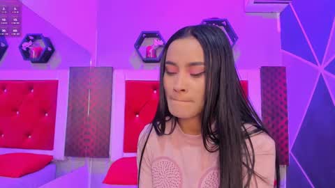 Karol online show from 09.29.25