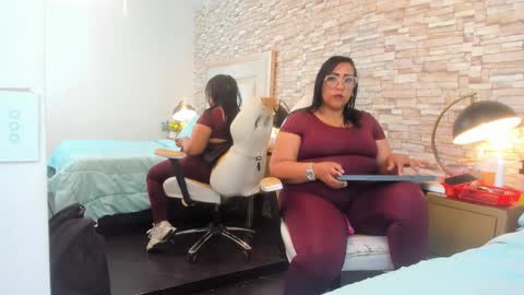 karolwestt online show from 10.09.25