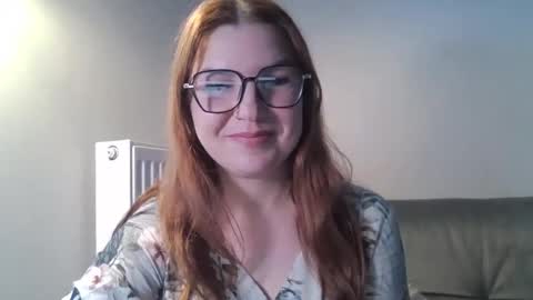 Snapshot of kassidyflower chatting on 11.19.25 Kassidy online show from 11.19.25