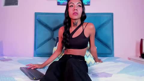 Snapshot of kataleyaa_horny chatting on 12.28.24 kataleya horny online show from 12.28.24