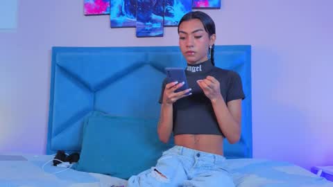 Snapshot of kataleyaa_horny chatting on 09.23.25 kataleya horny online show from 09.23.25