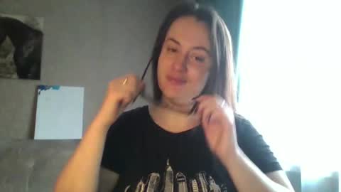 Snapshot of katarios_x chatting on 10.27.25 katarios online show from 10.27.25