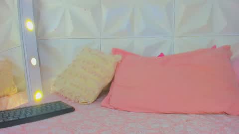 Snapshot of kathalinaxvip chatting on 12.23.24 katha online show from 12.23.24
