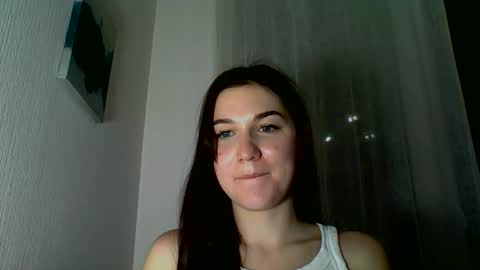 katie_foxi online show from 10.17.25