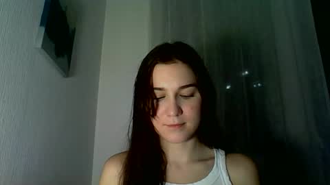 katie_foxi online show from 10.19.25