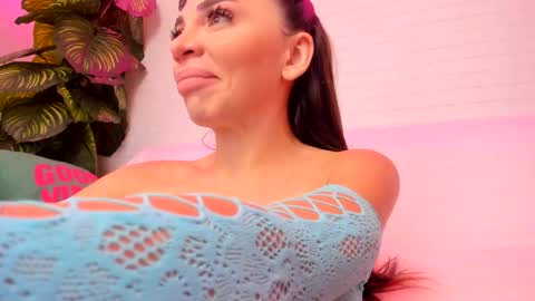 katya__k online show from 10.06.25