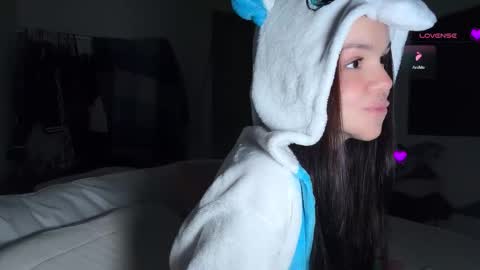 May  online show from 10.08.25