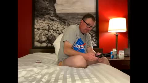 Snapshot of kawarthalakes chatting on 10.20.25 kawarthalakes online show from 10.20.25