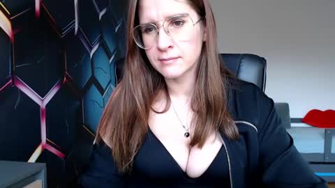 KayaLips online show from 01.06.25