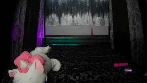 Snapshot of kayleecumsalot chatting on 01.16.25 Kaylee 3 online show from 01.16.25