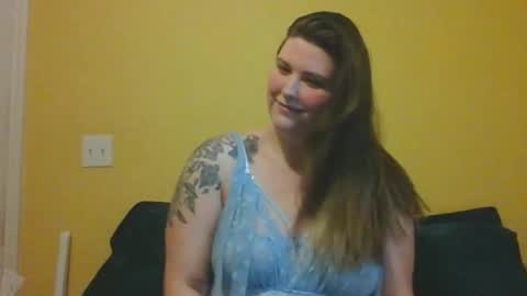 Snapshot of kaytiebird96 chatting on 09.24.25 Katie Bird online show from 09.24.25