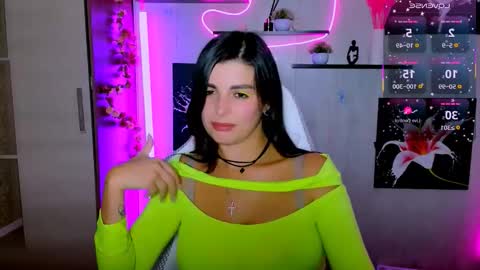 Snapshot of kayworl chatting on 10.01.25 kayworl online show from 10.01.25