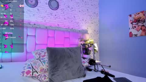 Snapshot of keidancee chatting on 12.07.24 Keidance online show from 12.07.24