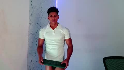 Snapshot of ken__owensx chatting on 09.11.25 ken__owensx online show from 09.11.25