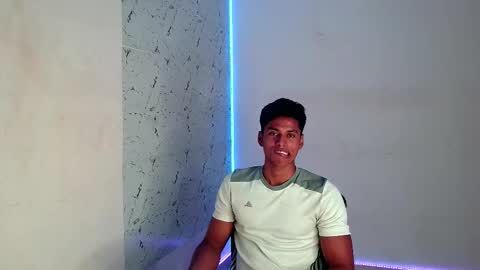 Snapshot of ken__owensx chatting on 09.24.25 ken__owensx online show from 09.24.25