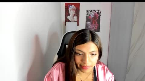 Snapshot of kendall_martinez03 chatting on 11.10.25 kendall martinez online show from 11.10.25