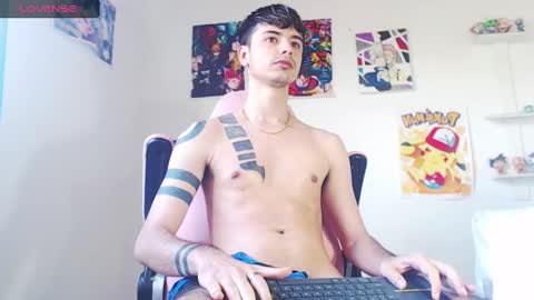 Snapshot of kendall_ros chatting on 01.17.25 kendall ross online show from 01.17.25