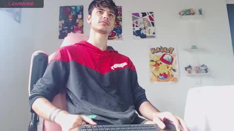 Snapshot of kendall_ros chatting on 02.11.25 kendall ross online show from 02.11.25