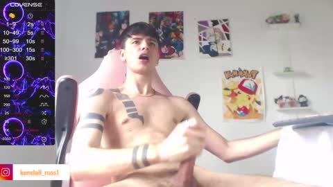 Snapshot of kendall_ros chatting on 03.12.25 kendall ross online show from 03.12.25