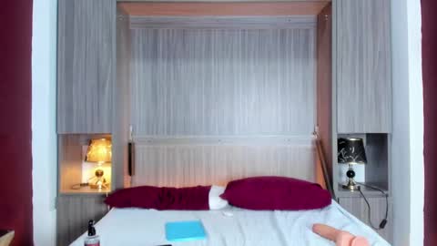 Snapshot of kendallrosse1 chatting on 12.18.24 Kendal online show from 12.18.24