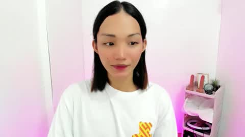 Snapshot of kendalsexslut_ chatting on 10.05.25 KENDAL online show from 10.05.25