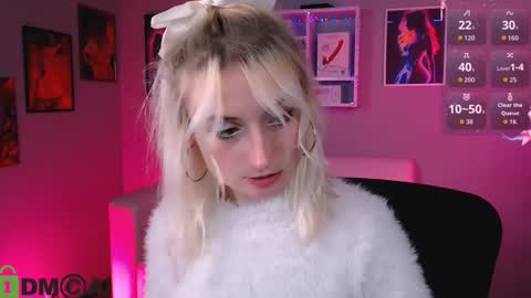 Snapshot of kerry_derry chatting on 10.09.25 kara online show from 10.09.25