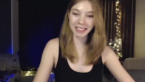 Snapshot of kesha_muah chatting on 02.21.25 kesha online show from 02.21.25