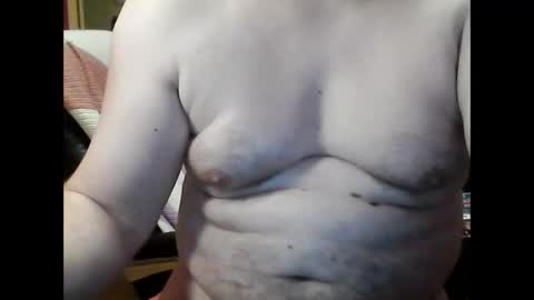 Snapshot of kevin803908 chatting on 10.10.25 kevin803908 online show from 10.10.25