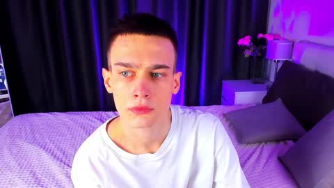 Ask me online show from 02.04.25