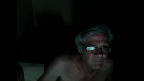 Snapshot of kevwestunder9696 chatting on 09.23.25 kevwestunder9696 online show from 09.23.25