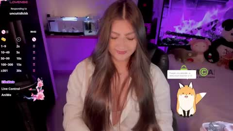 Snapshot of khionebesset chatting on 01.25.25 Khi. online show from 01.25.25