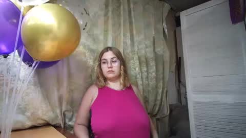 Snapshot of kianna_dior_ chatting on 02.08.25 kianna_dior_ online show from 02.08.25