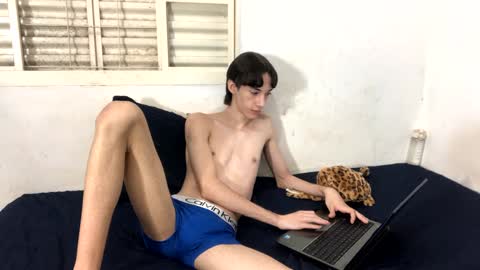 Snapshot of kiantwink chatting on 12.03.24 kiantwink online show from 12.03.24