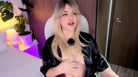 KiimTyler  Onlyfanskiimtyler online show from 11.14.25